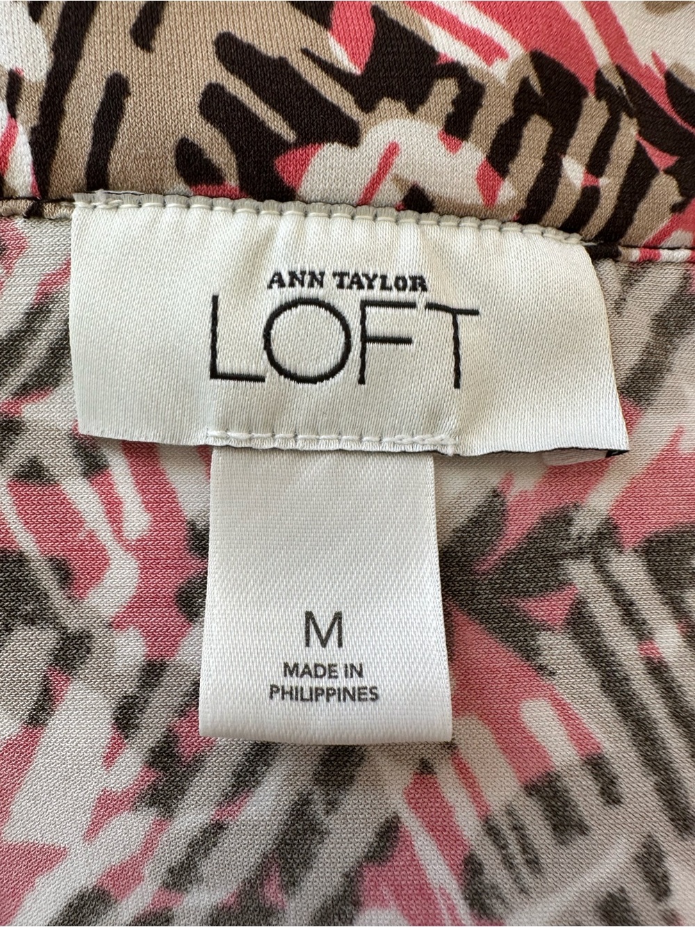 LOFT Women’s Abstract Print Faux Wrap Tie Waist Top Size Medium Pink Brown Cream - Picture 5 of 6